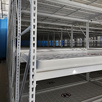 horticulture style shelves